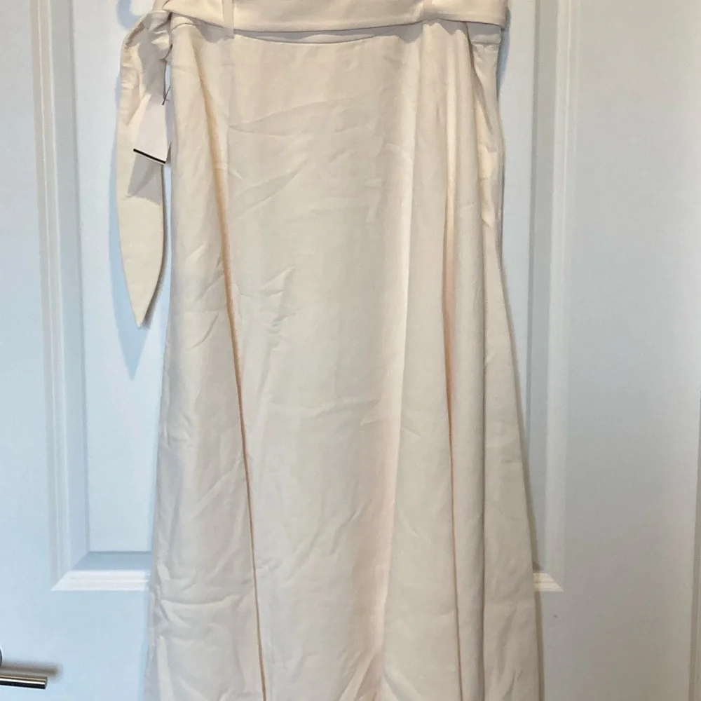 DKNY Cream A-Line Women's Skirt size 12 - Picture 4 of 5